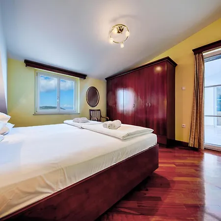 Seafront Penthouse Apartment